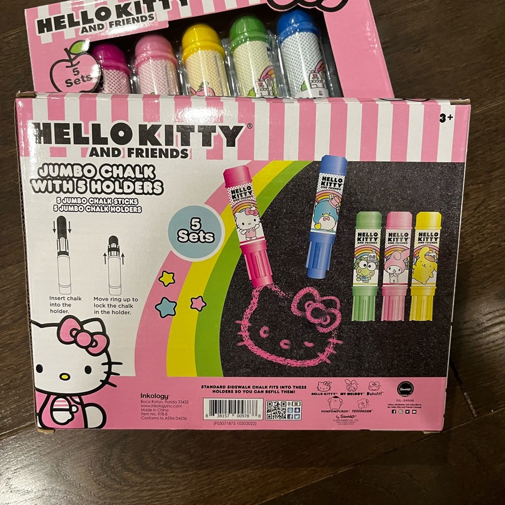 Special edition collectible HELLO KITTY rainbow 🌈 Chalk holder set Kids drawing